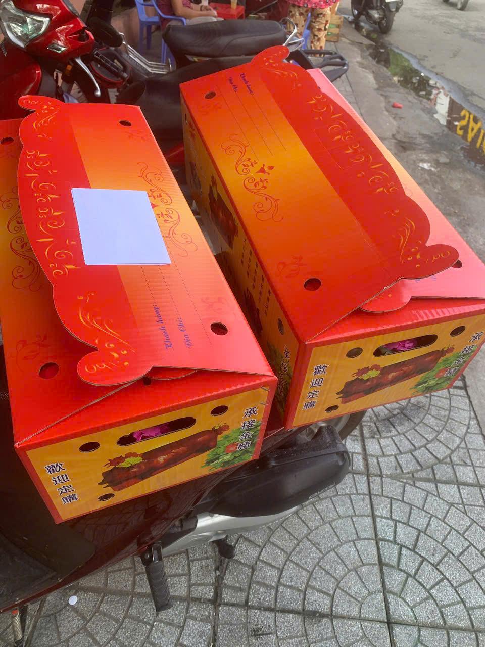 Heo Sữa Quay Cúng Đầy Tháng Kèm Xôi